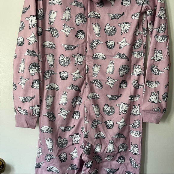 NWT Taylor Swift Cat Pattern Onesie Pajamas, Pink - Picture 9 of 13